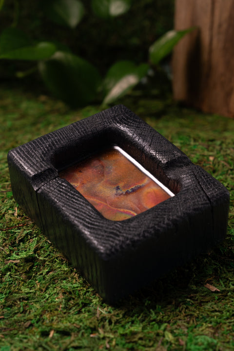 The Ash Tray No. 07