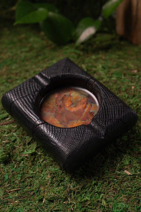 The Ash Tray No. 07