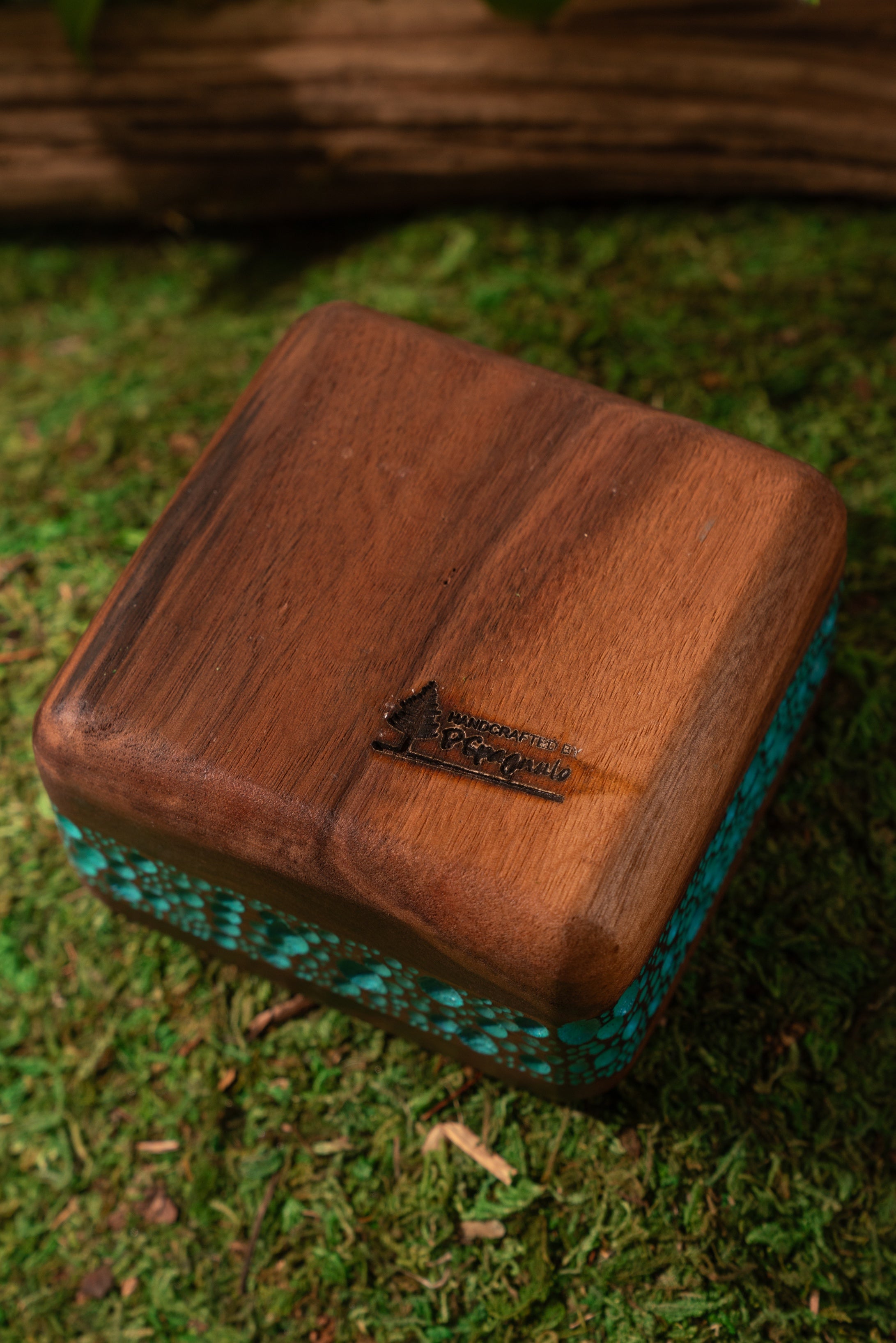 The Ash Tray No. 04 – The Lovely Haze